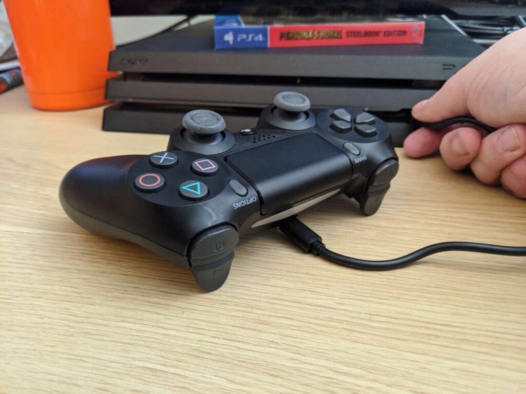 Examine the USB Cable and Port to fix PS 4 not charging